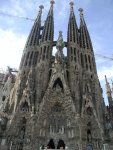 sagrada-familia-nativity-fascade-in-full